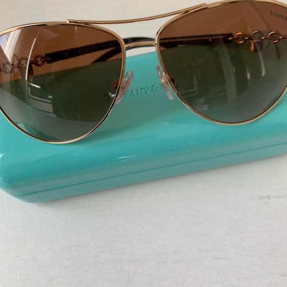 Like New Tiffany sunglasses - Picture 3 of 6
